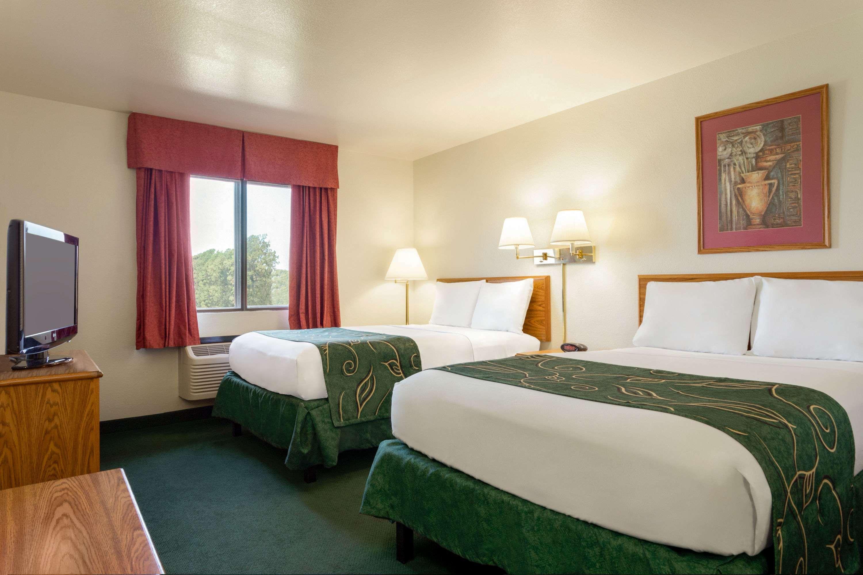 Travelodge By Wyndham Wellington Buitenkant foto