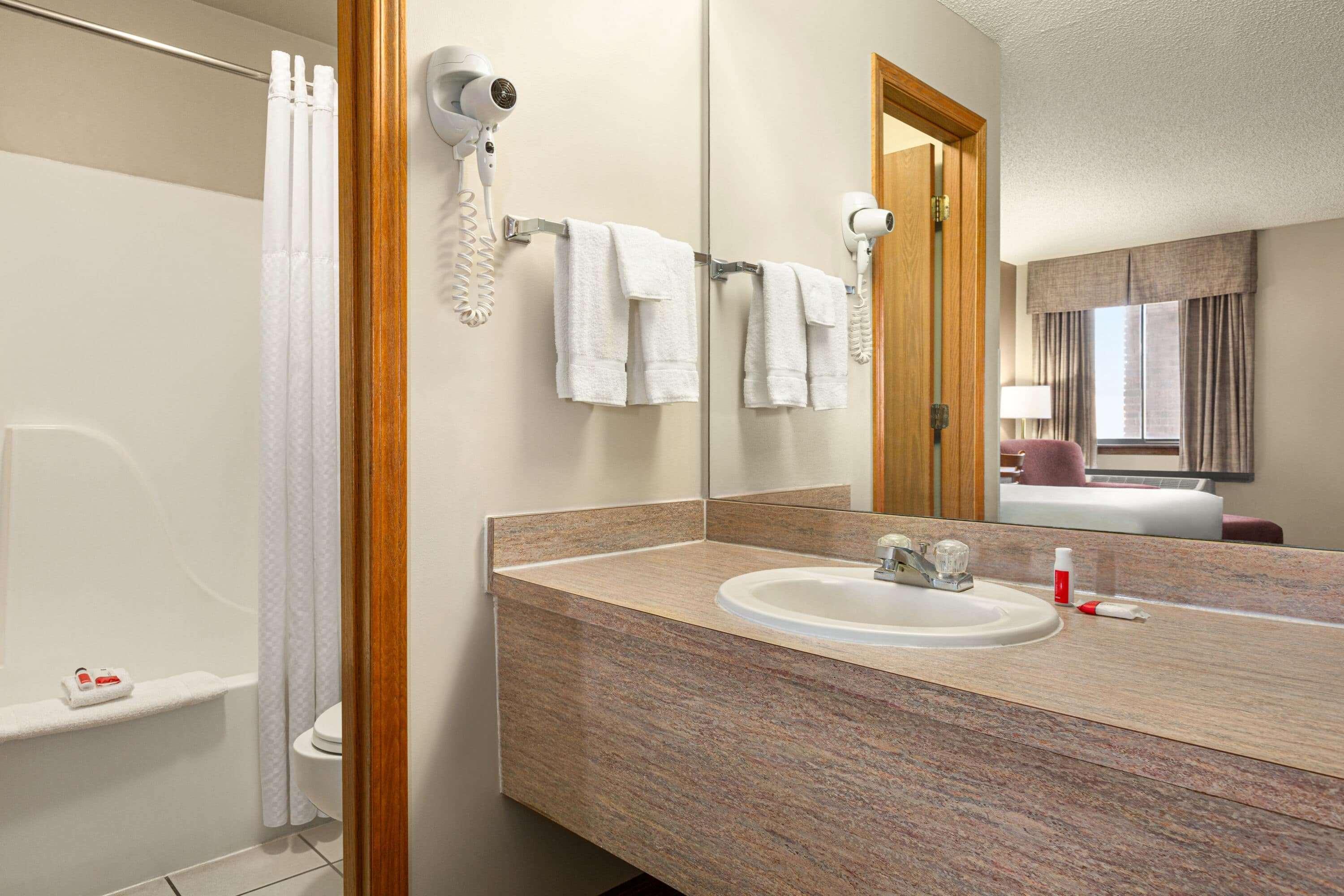Travelodge By Wyndham Wellington Buitenkant foto